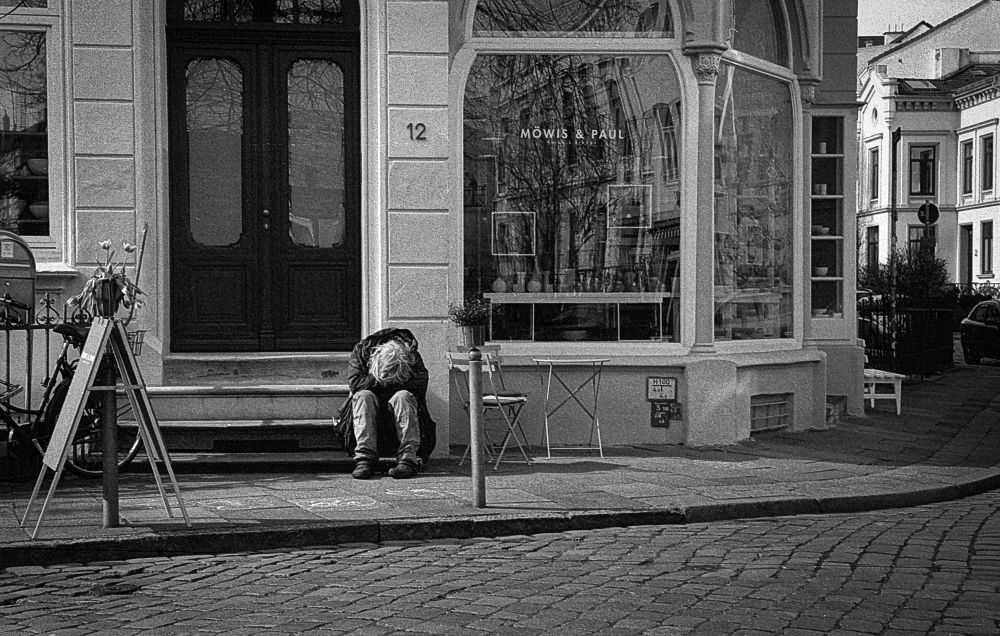 Im Viertel 7 Leica IIIf Analog