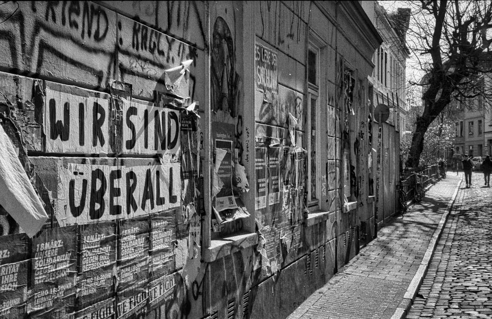 Im Viertel 3 Leica IIIf Analog