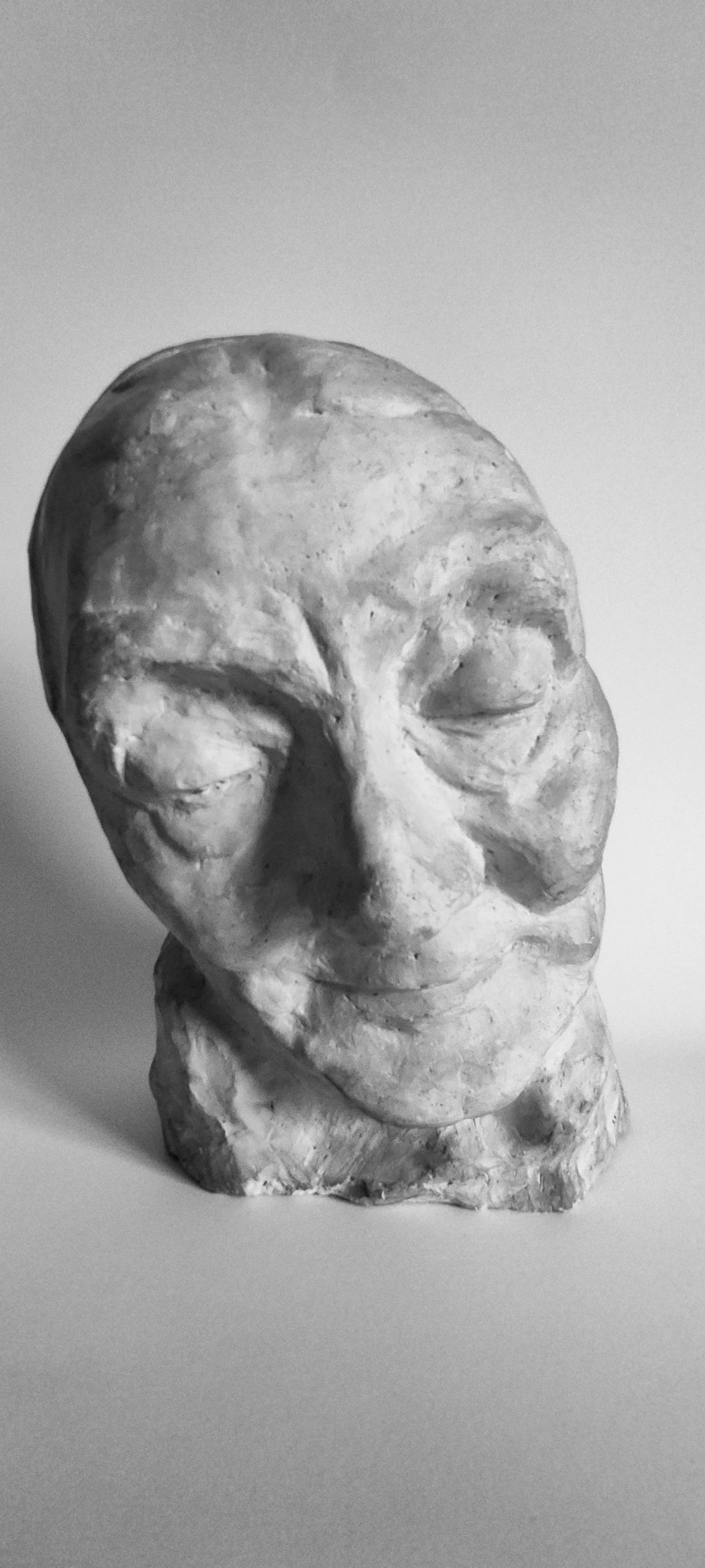 Plastik. Alte Frau. Ausstellung Lüneburg 1939. Hanna Ahrens.